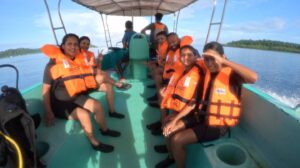 boat-diving-3