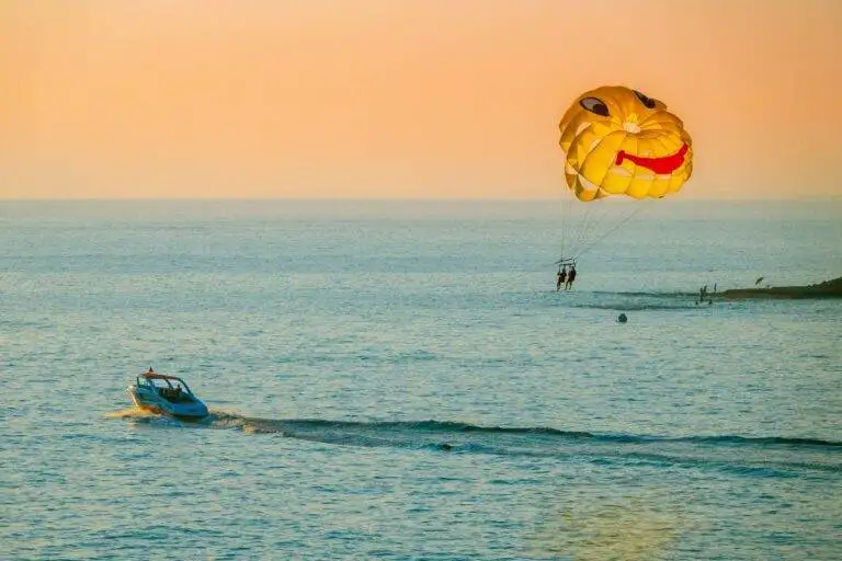 parasailing in andaman